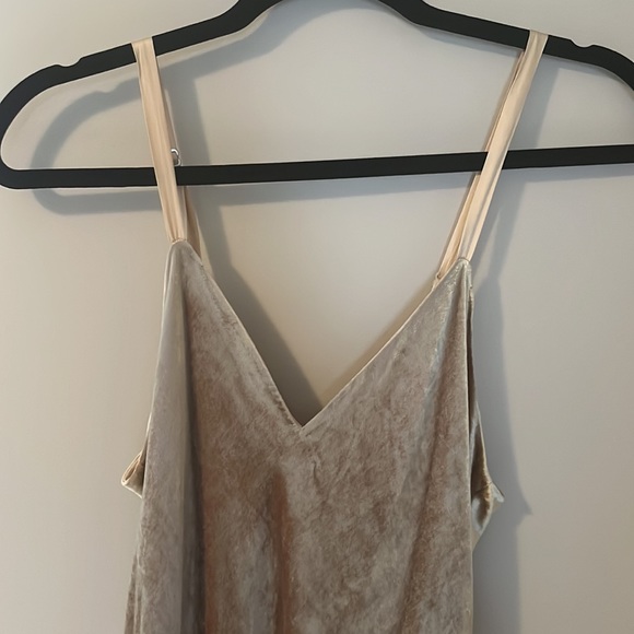 Crushed Velvet A.L.C Midi Dress 🍾 - Picture 5 of 8